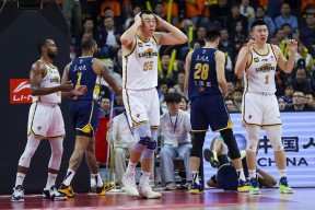 易游体育- 今晨德甲焦点战，辽宁本钢完成体检，话题不断，训练强度明显提升